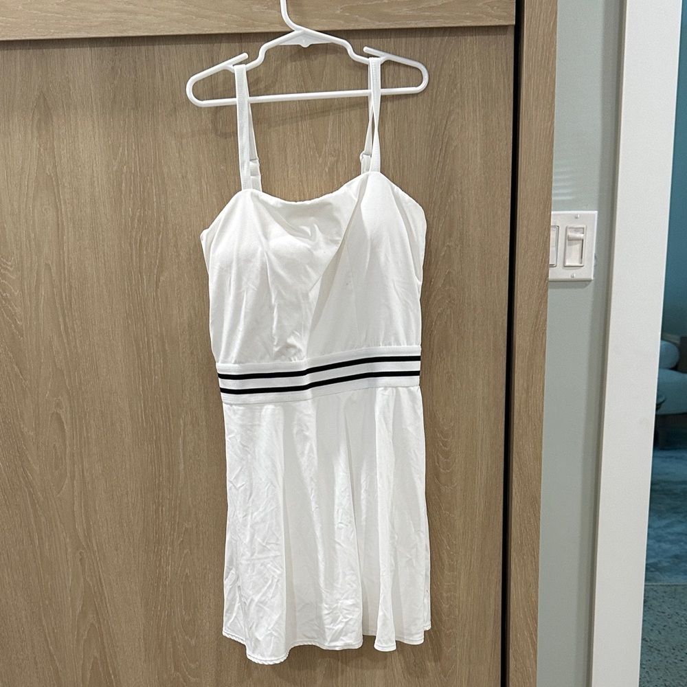 Joylab sports active dress - size small